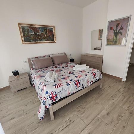 Appartamento C&Y Torelli 1 Novara Kültér fotó