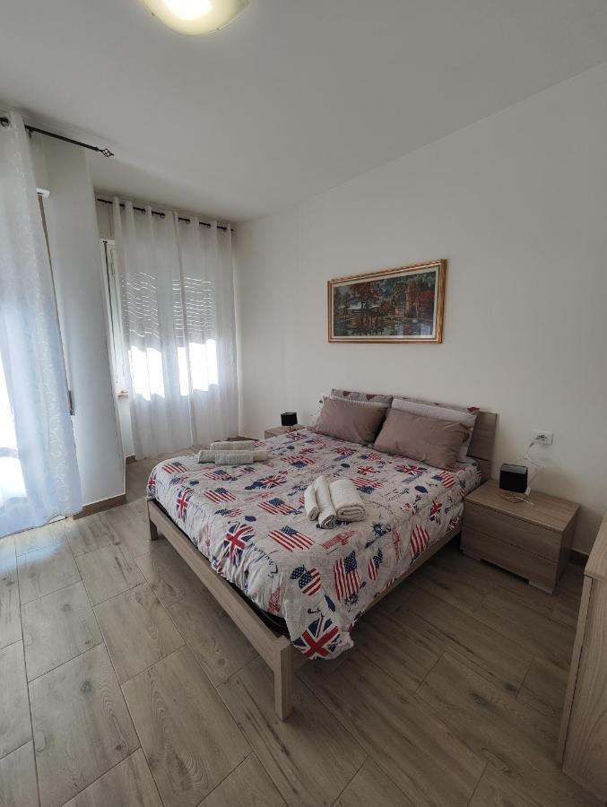 Appartamento C&Y Torelli 1 Novara Kültér fotó
