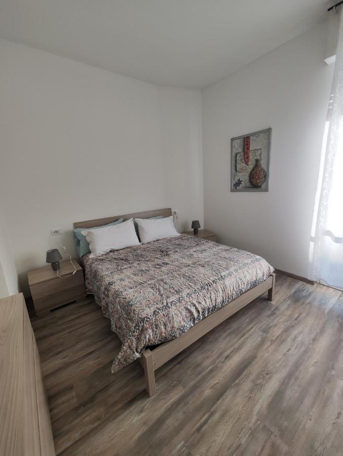 Appartamento C&Y Torelli 1 Novara Kültér fotó